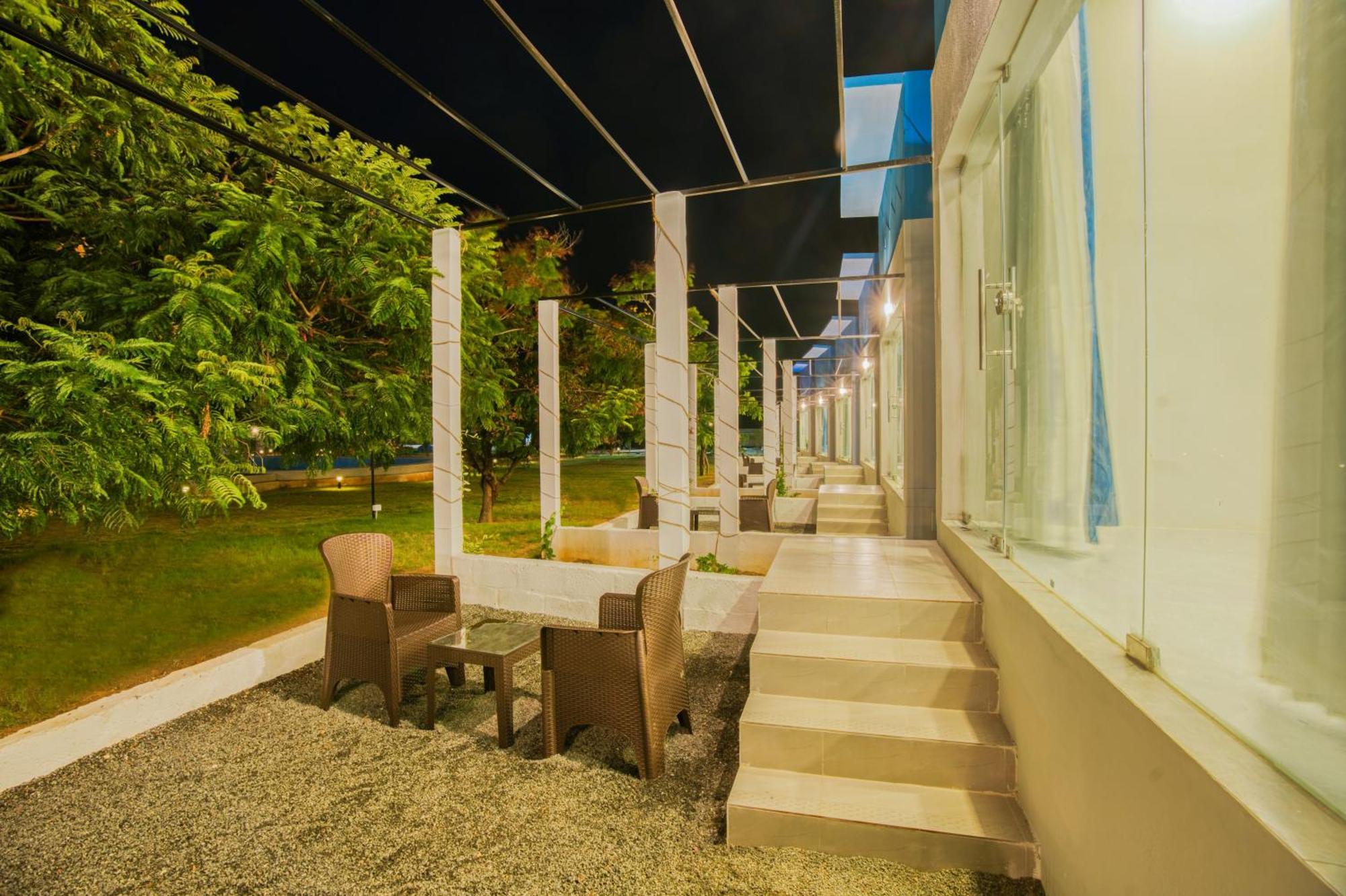 Seaborne Beach Resort Auroville Zewnętrze zdjęcie